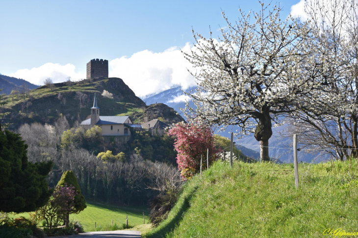 Tour Bérold de Saxe - Prieuré du Champ d'Or - Le Châtel