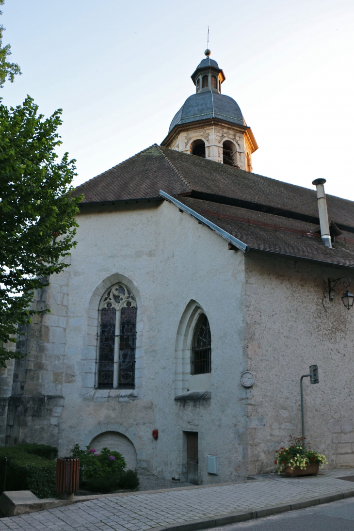 Chevet de l'église des Carmes. - Le Pont-de-Beauvoisin