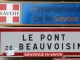 Photo précédente de Le Pont-de-Beauvoisin Autrefois : pont de Beauvoisin en latin : Pons Bellovicinus.