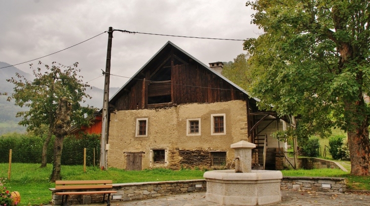 Fontaine - Montgilbert