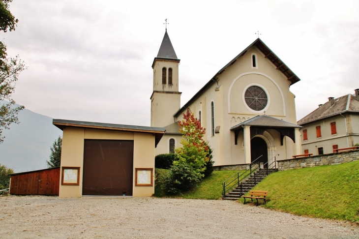    église Saint-Pierre - Montgilbert