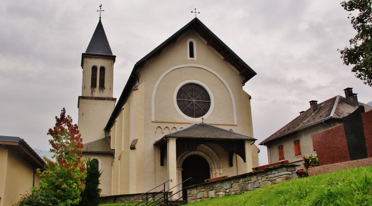    église Saint-Pierre - Montgilbert