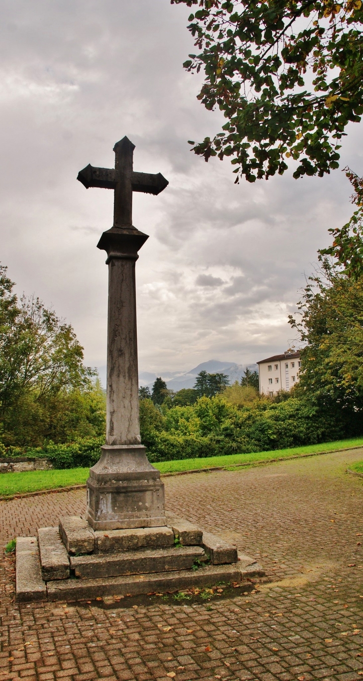 Croix - Montmélian