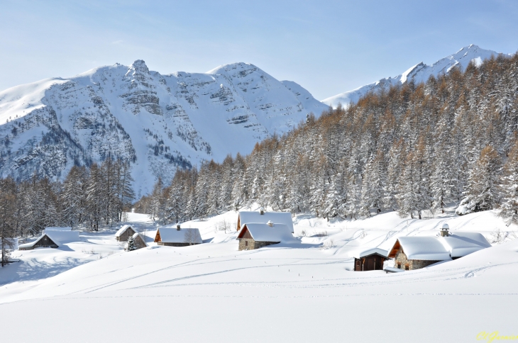 Dernières chutes de neige - Hameau de la Plagne - Albanne - Montricher-Albanne