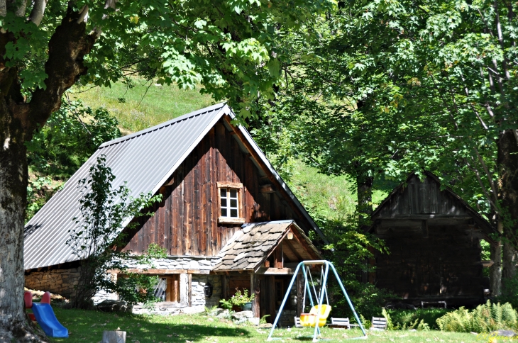 Relais du lac Noir et grenier - Tioulévé - Montsapey