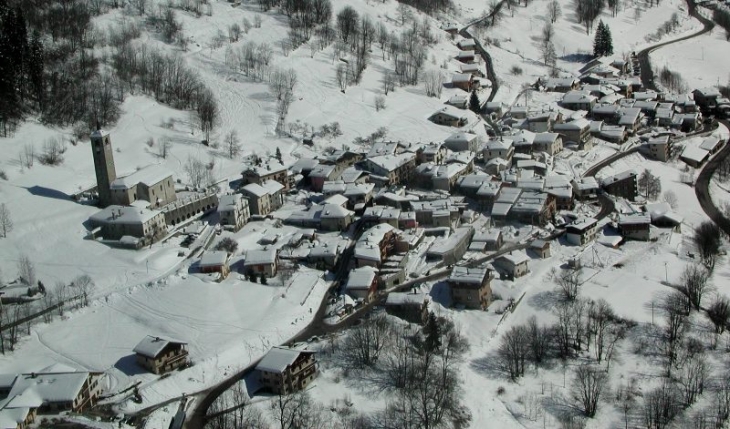 Vue aerienne du chef-lieu - Peisey-Nancroix