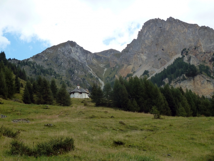 LES VERNETTES : chapelle Notre Dame - Peisey-Nancroix