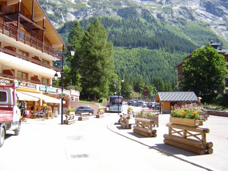 La rue  principale, rue du chasse foret - Pralognan-la-Vanoise