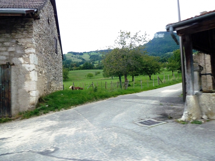 En traversant le village - Saint-Christophe