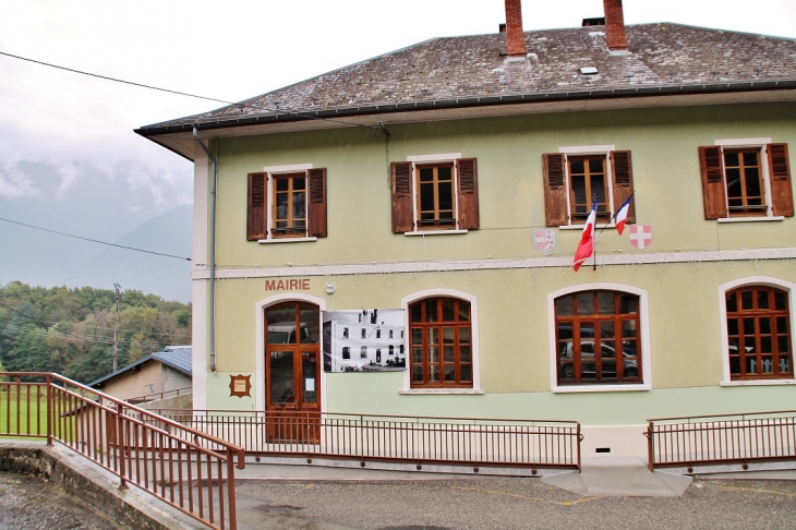 La Mairie - Saint-Georges-des-Hurtières