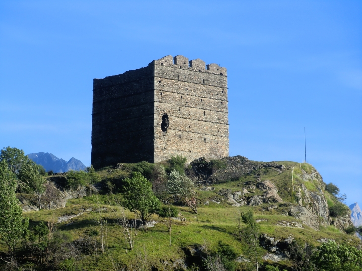 La tour du Chatel - Saint-Jean-de-Maurienne