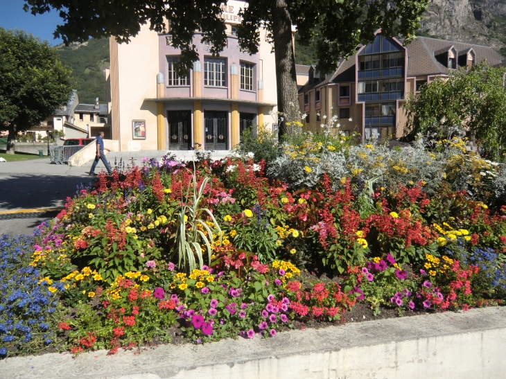 Le théatre - Saint-Jean-de-Maurienne