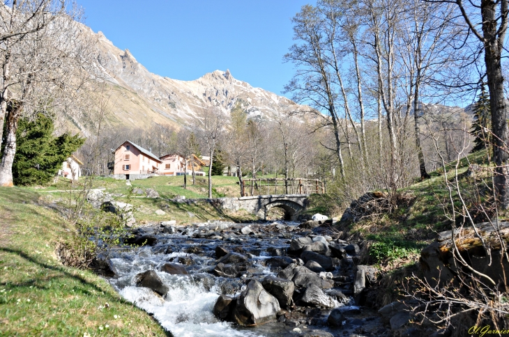 Carbutan - La Planchette - Saint-Martin-de-la-Porte