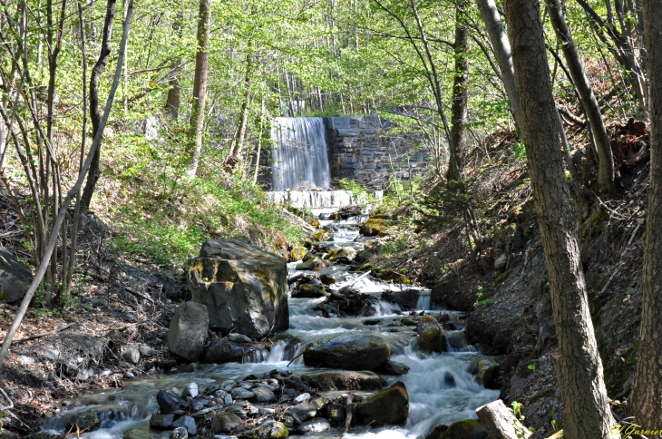 Ruisseau de la Grolaz - La Porte - Saint-Martin-de-la-Porte