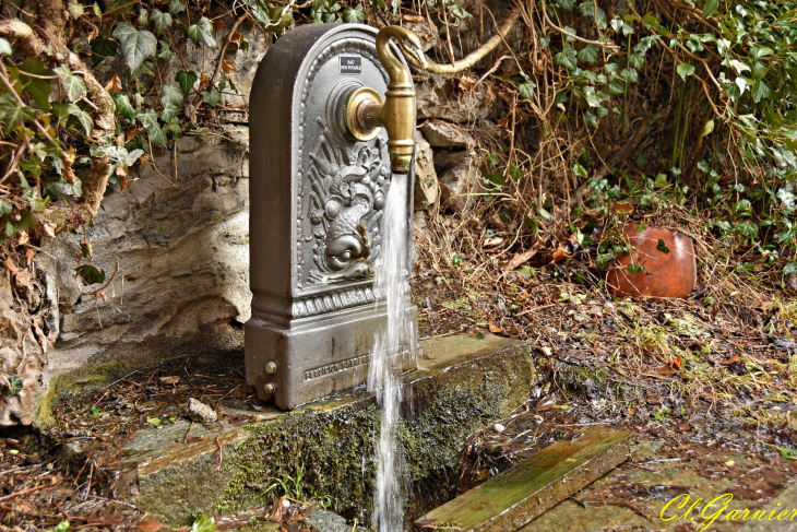 Fontaine - La Porte - Saint-Martin-de-la-Porte