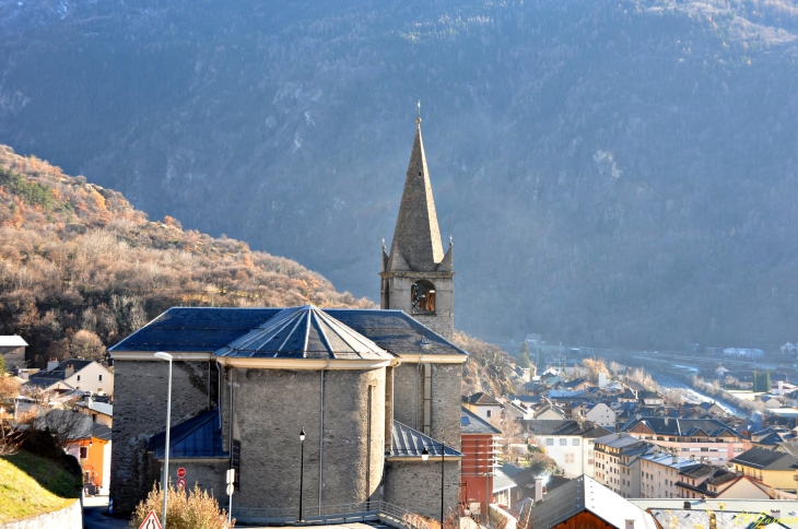 L'eglise - Saint-Michel-de-Maurienne