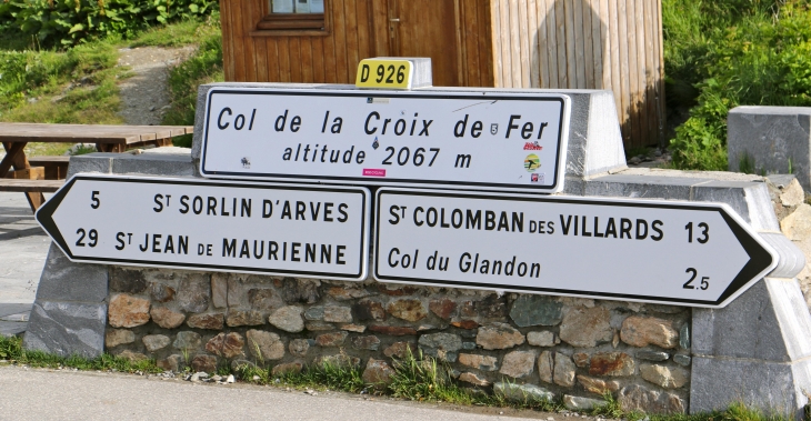 Panneau routier. - Saint-Sorlin-d'Arves