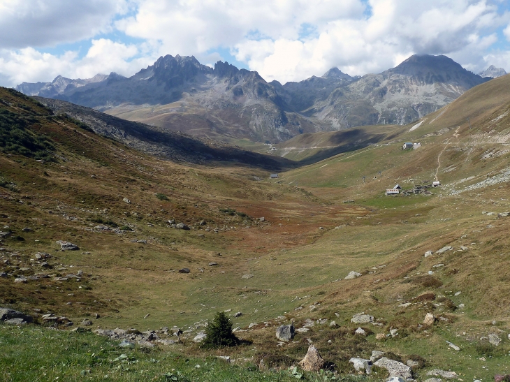 Col de la croix de fer : vue sur les aiguilles d'Arves - Saint-Sorlin-d'Arves