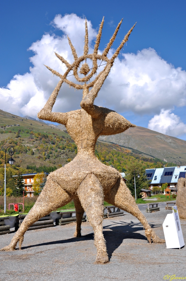 Les Verneys - Sculpture de Paille & Foin - Valloire