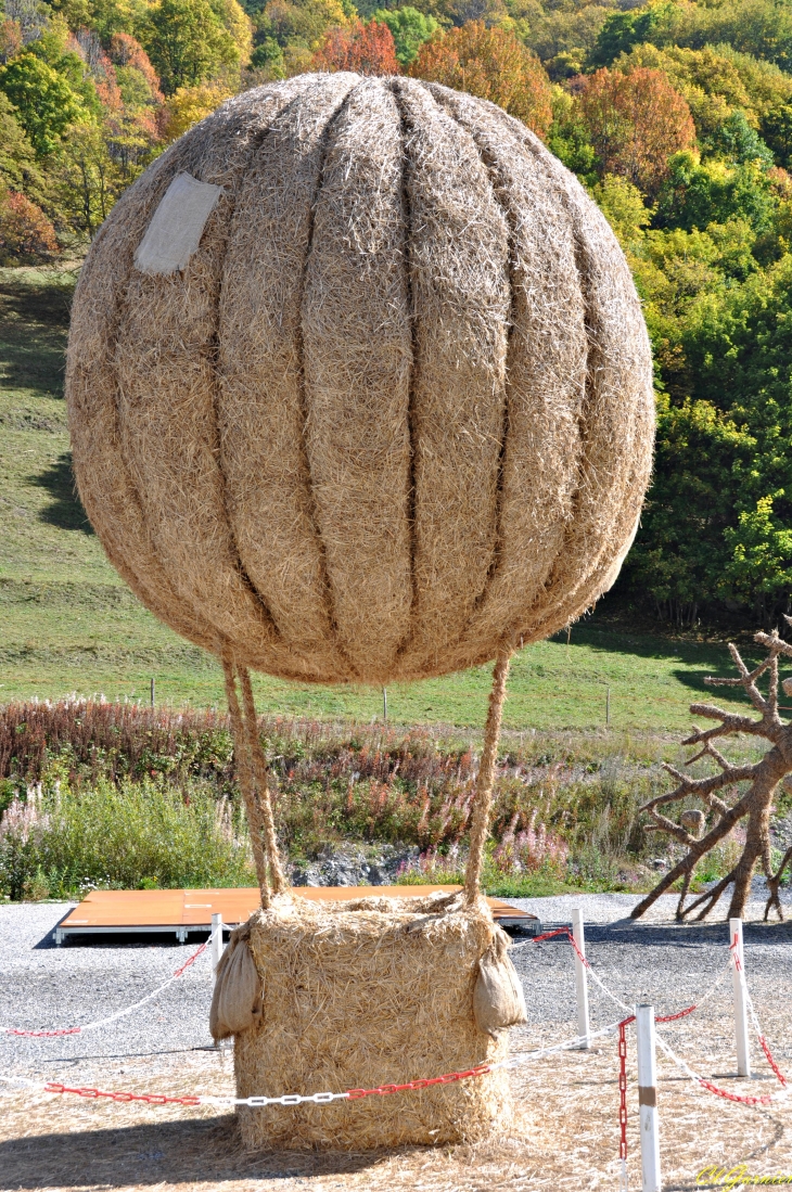 Les Verneys - Sculpture de Paille & Foin - Valloire