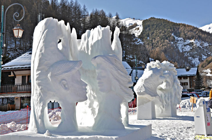 To Commemorate à Good Time - Chine - Valloire