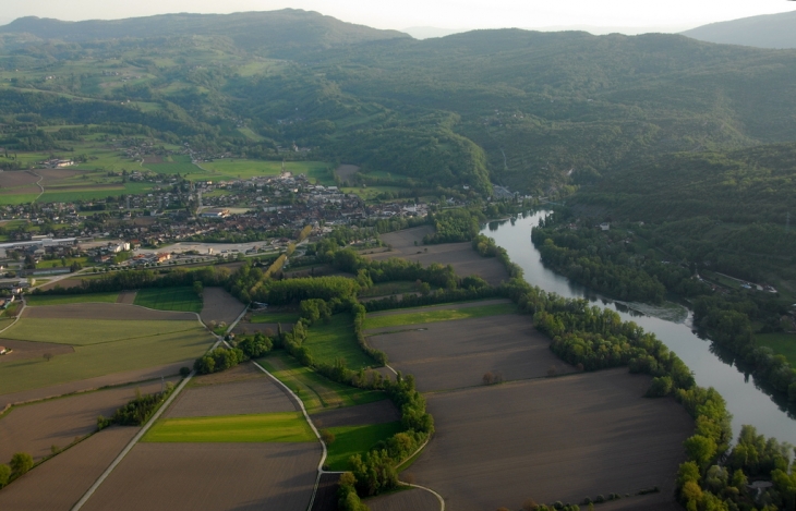 Yenne vue aérienne