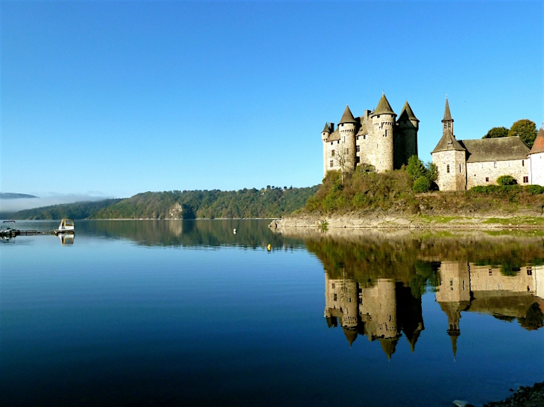 château du val-Lanobre